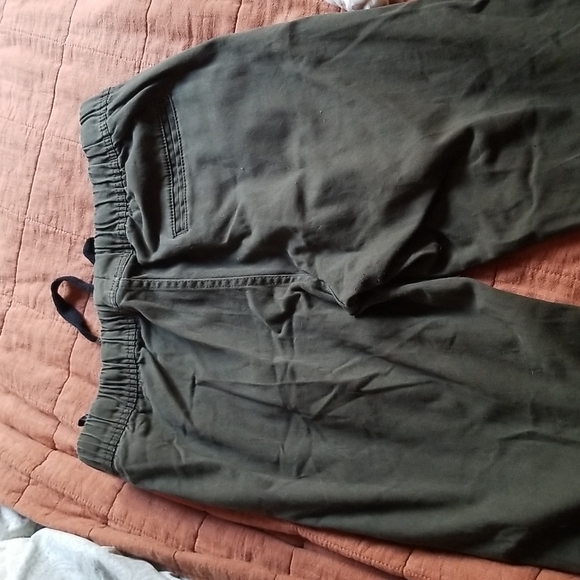 Fitted Green Jogger Pants - Picture 2 of 5